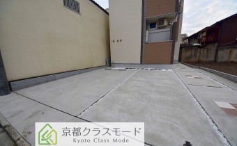 敷地内ガレージ