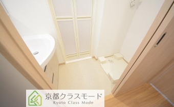 ※室内写真は同マンション内・別タイプの参考画像となります。