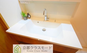 独立洗面台
