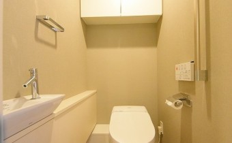 ※室内写真は同マンション内・別タイプの参考画像となります。
