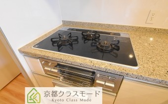 ※室内写真は同マンション内・別タイプの参考画像となります。