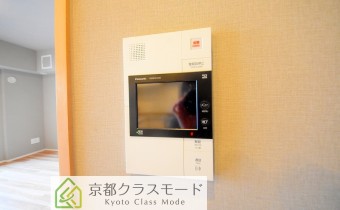 ※室内写真は同マンション内・別タイプの参考画像となります。
