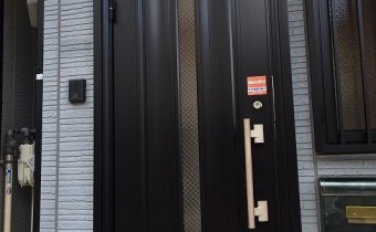 玄関ドア