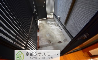 裏庭