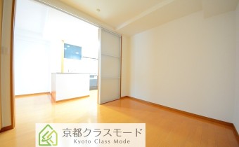 Room5