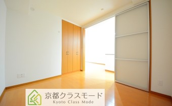 Room5