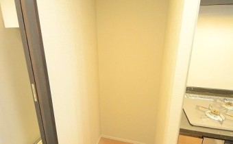 冷蔵庫置き場
