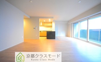 四条烏丸エリアの築浅・分譲賃貸です☆