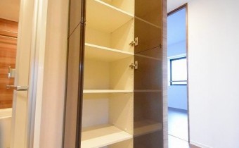 脱衣所の収納