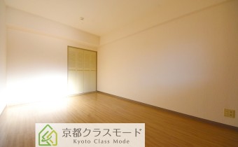 洋室8帖・別アングル