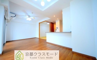 LDK　※室内写真は同マンション内の113号室のものです。