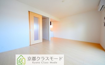 LDK10.7