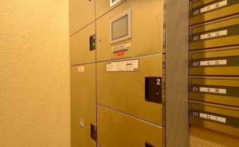 宅配ボックス