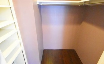 ※室内写真は同マンション内の101号室のものです。