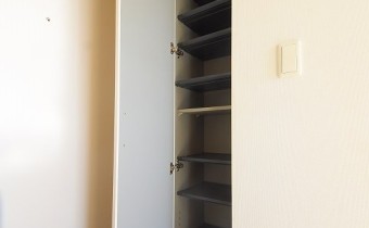 シューズボックス