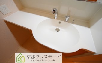 ※室内写真は同建物内・別タイプの参考画像となります。