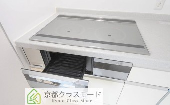 ※室内写真は同マンション内・別タイプの参考画像となります。