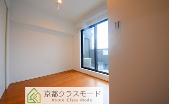 Room 4