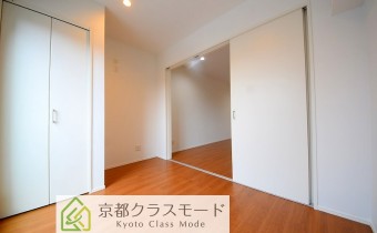 Room 4