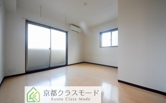 Room 8.3