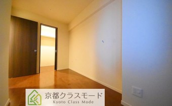 Room 5