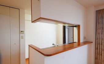 ※室内写真は同マンション内・別タイプの参考画像となります。
