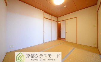 ※室内写真は同マンション内・別タイプの参考画像となります。