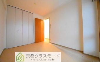 ※室内写真は同マンション内・別タイプの参考画像となります。