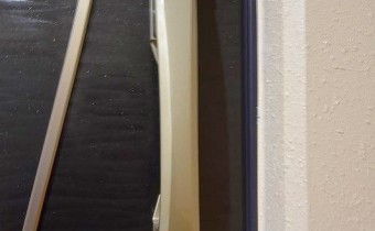 ダブルロックドア