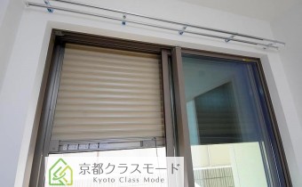 防犯シャッター付き