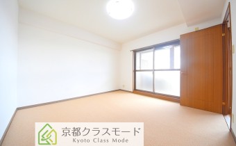 Room 8