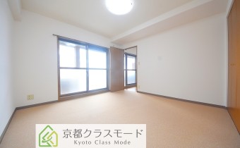 Room 8