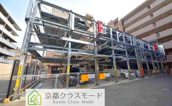 敷地内ガレージ