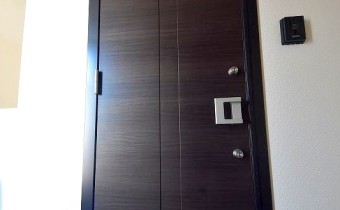 玄関ドア