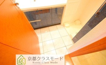 ※室内写真は同マンション内・別タイプの参考画像となります。