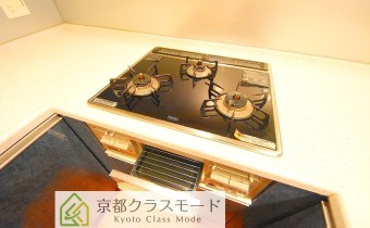 ※室内写真は同マンション内・別タイプの参考画像となります。