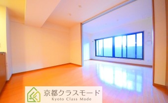 ※室内写真は同マンション内・別タイプの参考画像となります。