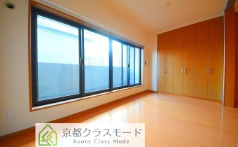 ※室内写真は同マンション内・別タイプの参考画像となります。