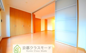 ※室内写真は同マンション内・別タイプの参考画像となります。
