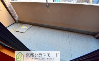 ※室内写真は同マンション内・別タイプの参考画像となります。