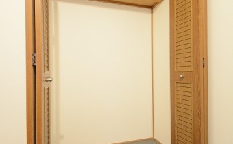 ※写真は同マンション内の別のお部屋のものです。