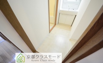 ※写真は同マンション内の別のお部屋のものです。