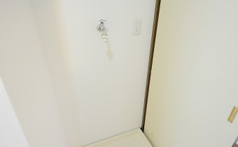 ※写真は同マンション内の別のお部屋のものです。