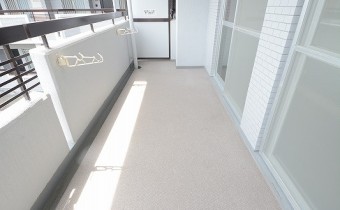 ※写真は同マンション内の別のお部屋のものです。