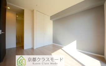 洋室　※室内写真は同建物内の2LDKタイプのものです。参考にご覧ください。