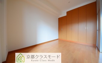 洋室5.6帖・別アングル