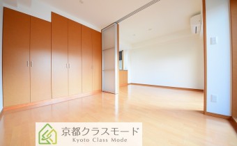 洋室5.6帖・別アングル