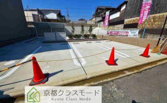 敷地内ガレージ