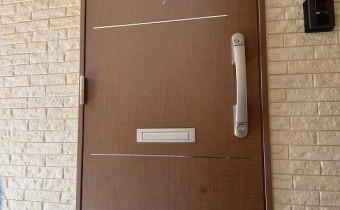 玄関ドア