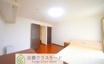 Room 8.7